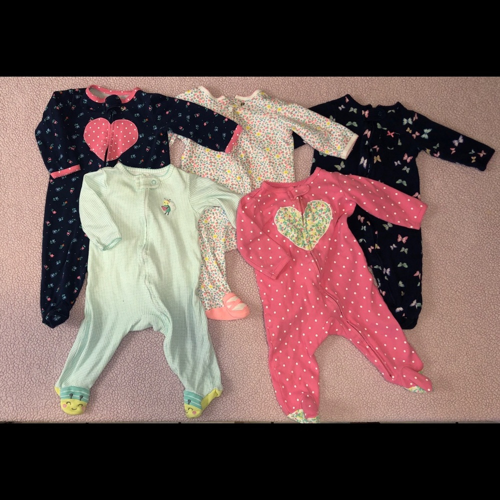 Baby girl Carter’s sleepers/jammies lot